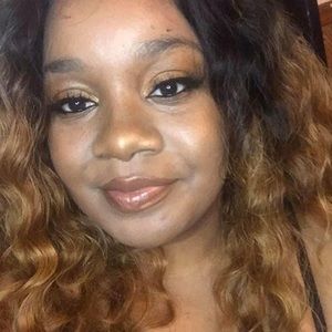 Meet your Posher, Briana